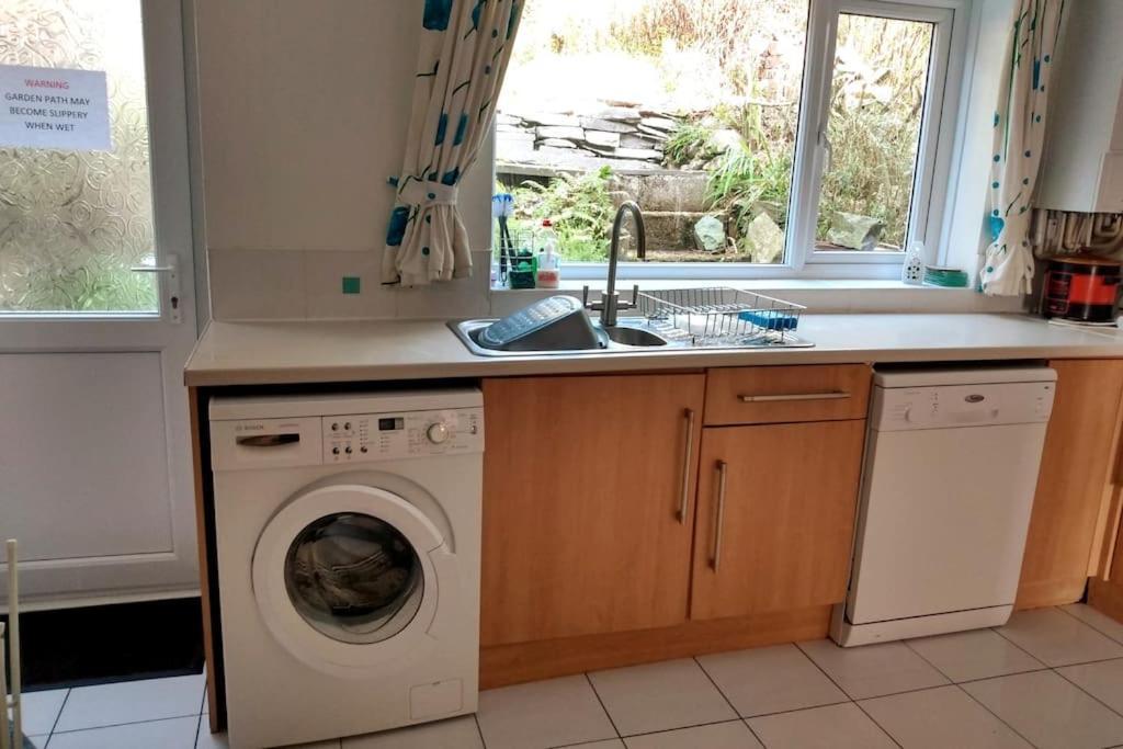 Welsh Holiday Home Sleeps 5 Close To Beaches & Mountains Nantlle Exterior foto